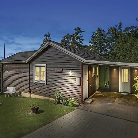 Vakantiehuis Two-bedroom Holiday In Vejby